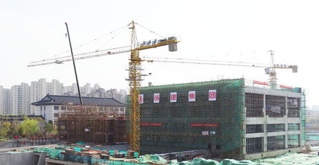 清明假期不放松，防疫建设双线并行——重点工程假期施工纪实